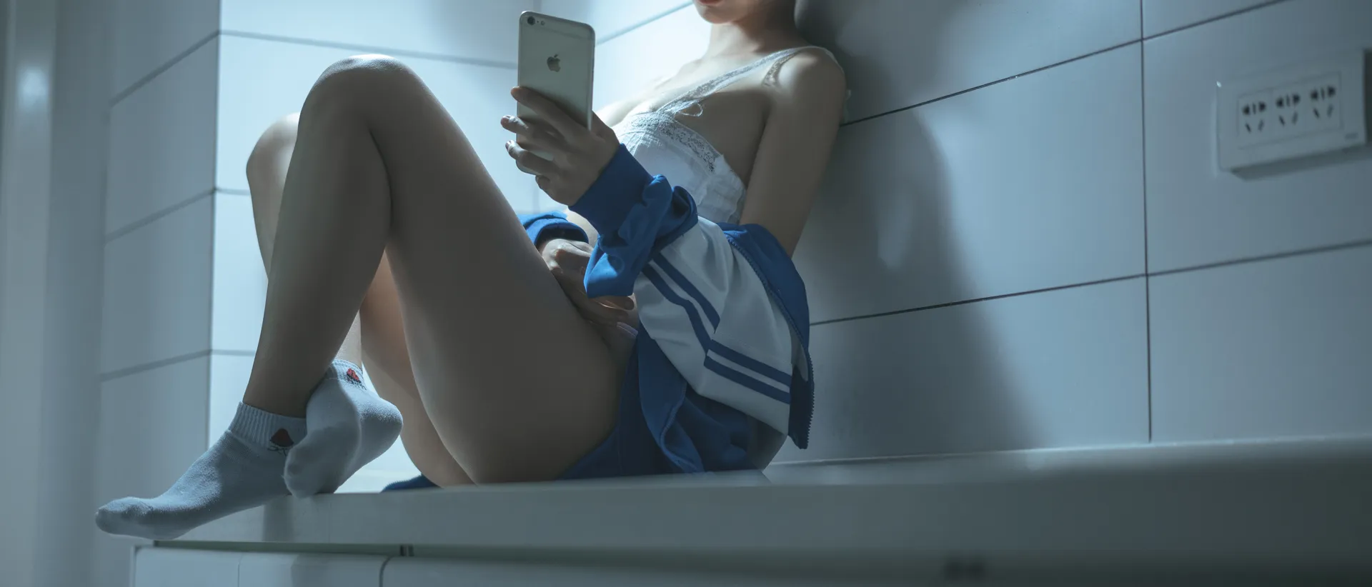 蠢沫沫 - 《叫兽的恶作剧》学妹篇1 [109P-2.13GB]