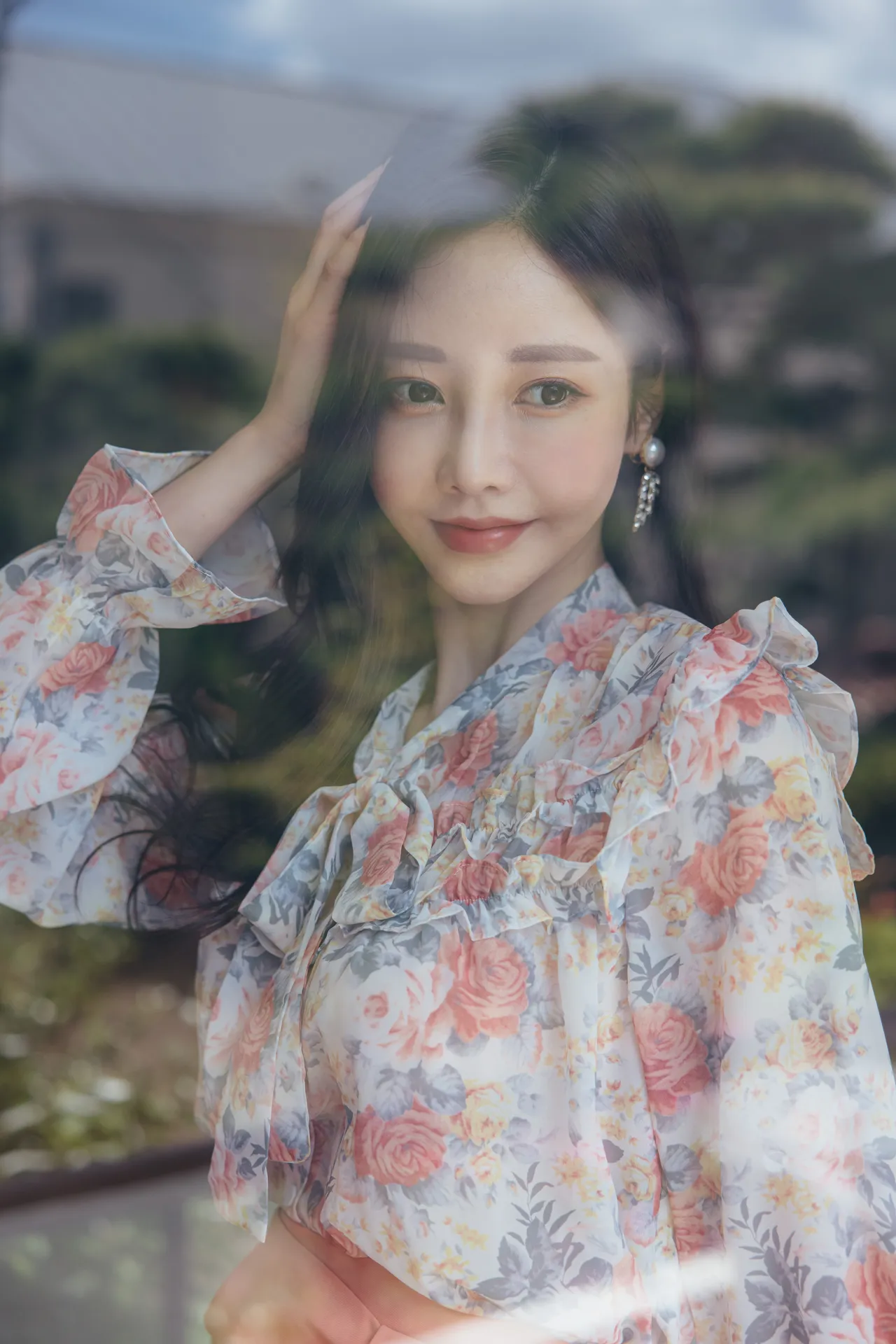 孙允珠 - 碎花轻薄上衣橘色短裙 [76P-586MB]