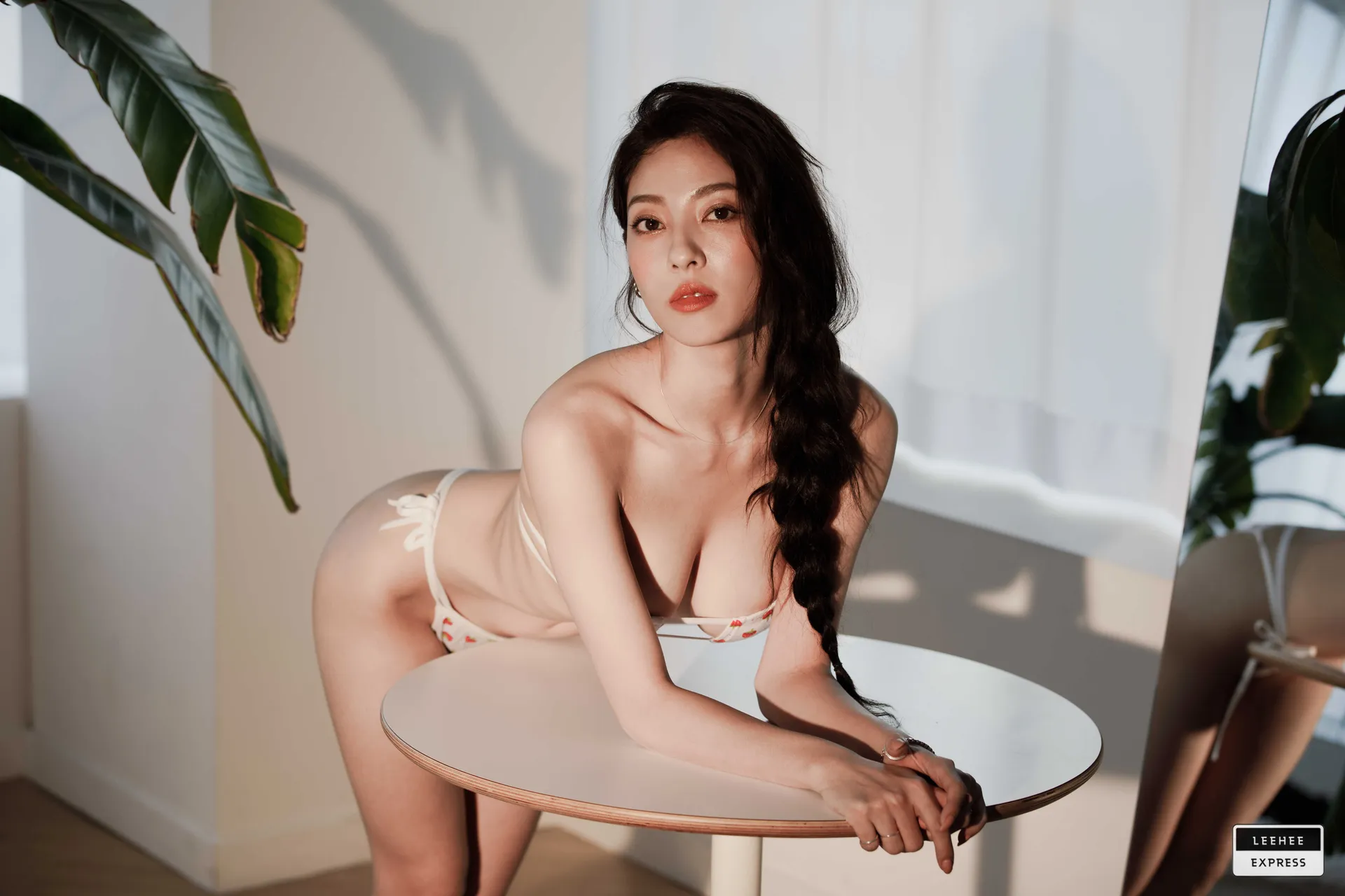G.su(히데코) - LEEHEE EXPRESS LEDG-132C G.Su [60P-698MB]