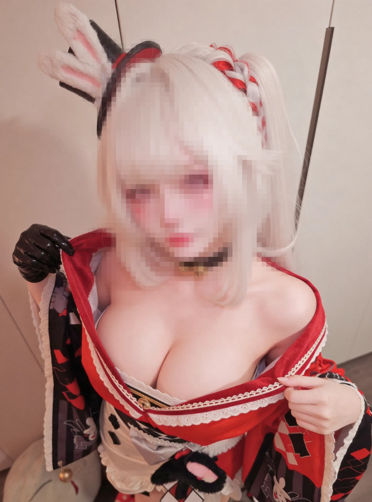 Yuikai Chan - 火花 [21P-305MB]