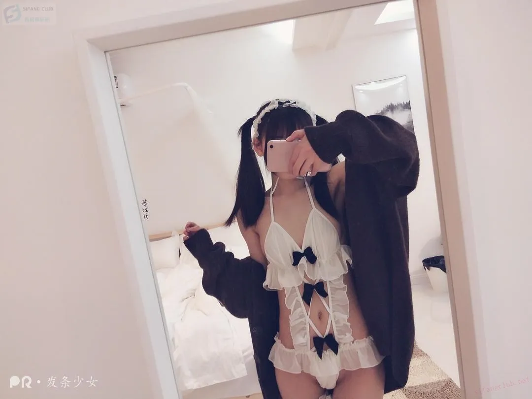 发条少女 - 女朋友(2P) [2P-21MB]
