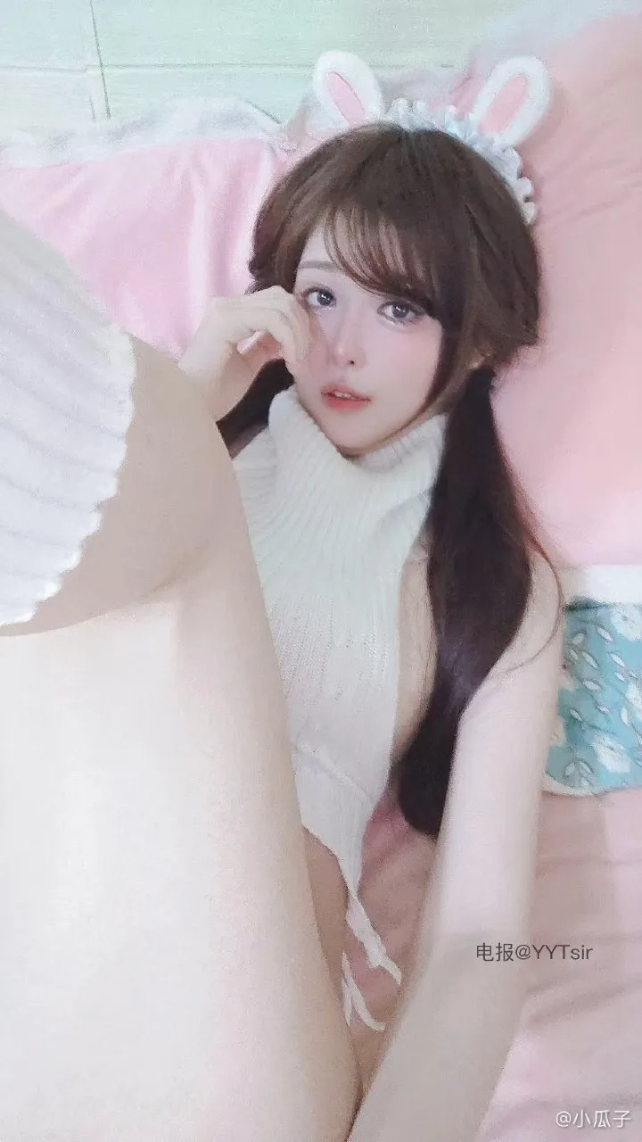 小瓜子 - 抖音 【小瓜子/瓜子掉了ye】情趣制服视图合集 [440P179V-720MB]