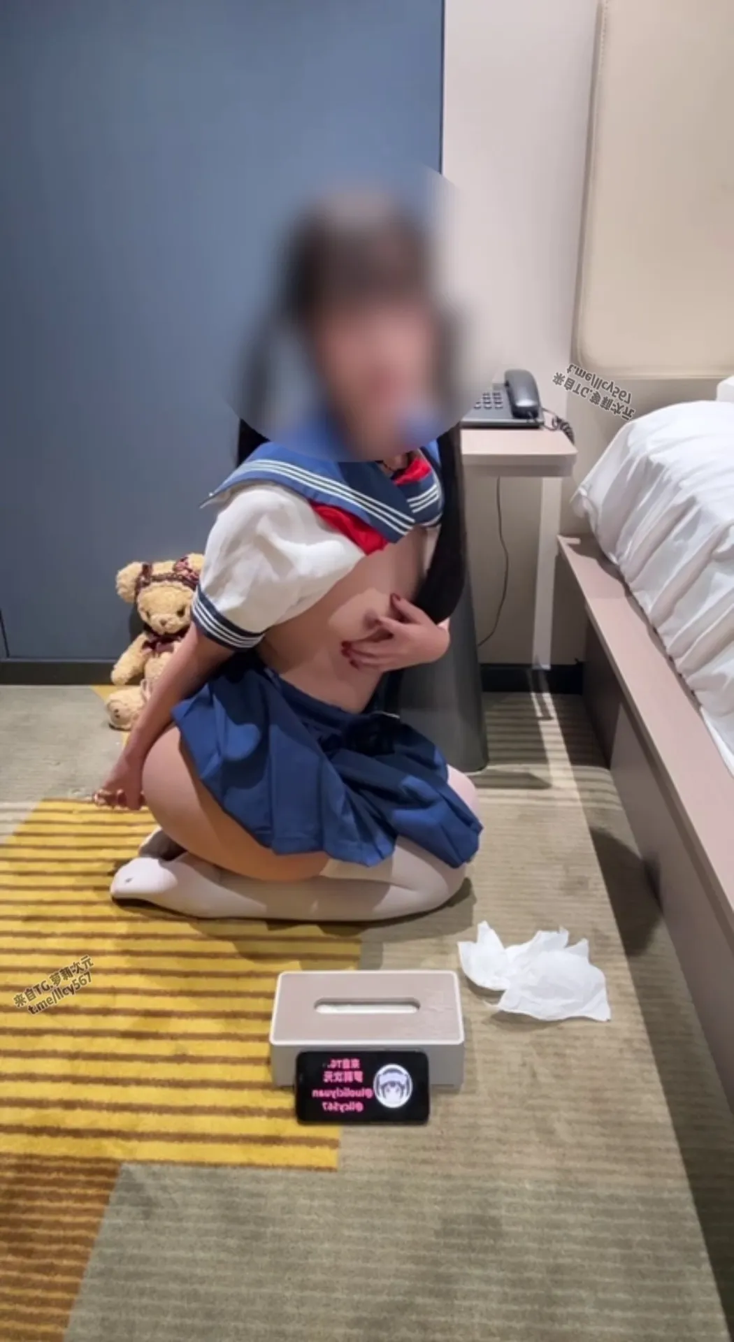 uu小狗 - 700私定版 新人首次拍摄 白丝jk制服 [0P1V-450MB]